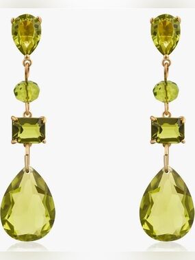 Gorgeous Neiman Marcus 18KT Gold Vermeil Peridot Dangle earrings